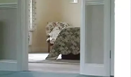 السرطان جنس فلم واحد من مؤخرته.