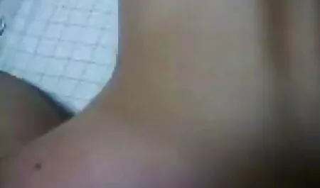 تبا لي حتى فيلم رومانسي سكس يراني زوجي.
