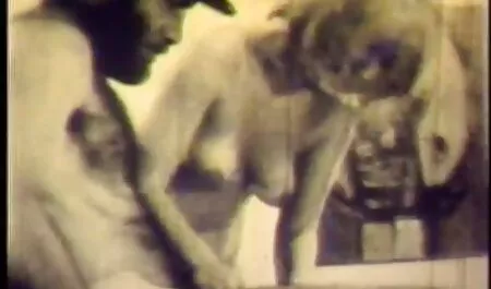 الشباب وقحة من فلم جنس مصري الجهات المهنية جلب هذا الرجل إلى النشوة الجنسية.