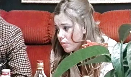 جاء طالب يبلغ من العمر 18 عاما إلى الصب وتمتص جنس فلم الديك.