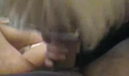 سكرتير العضلات يمارس الجنس مع شقراء فلم جنس سوري شابة في كس ومليئة بالشمع الساخن.