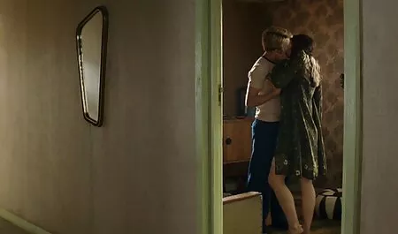 الدهشة لها ، بعزيز واتخاذ عدد من الحيوانات المنوية في الفم. فيلم جنسي اجنبي