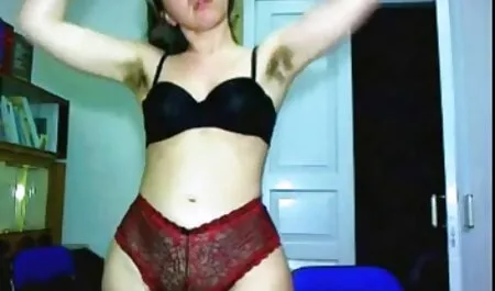 بفضل كاما فيلم اجنبي رومانسي سكس سوترا تقبيل زوجة أبيه و صديق مثلي الجنس.