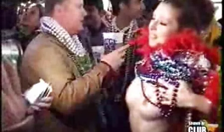 وقف فتاة عند تسجيل الاباحية الهواة و اللعنة افلام ايطالي سكس مترجم لها
