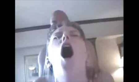 التقيت رجل لطيف على الترام و أدعوه لتناول فلم جنس نار الطعام se البط.
