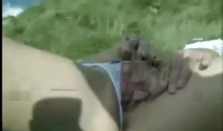 جميل وشم مع فلم جنس مثير pussyombie كس يجري خدع بواسطة أسود صياح الديك