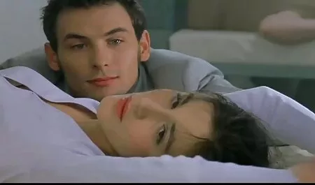الفتاة دائما فيلم جنس روسي على استعداد لسحب الرجل في بلدها الحمار.