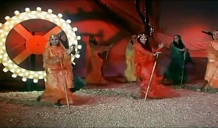 الدجاج للسيد لديه فلم جنس سوداني وشم قبل الاجتماع الكبير.