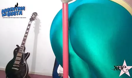 الولد أرسلت صديقته للقتال ، إنها أكثر من se البط. مشاهدة فلم جنس